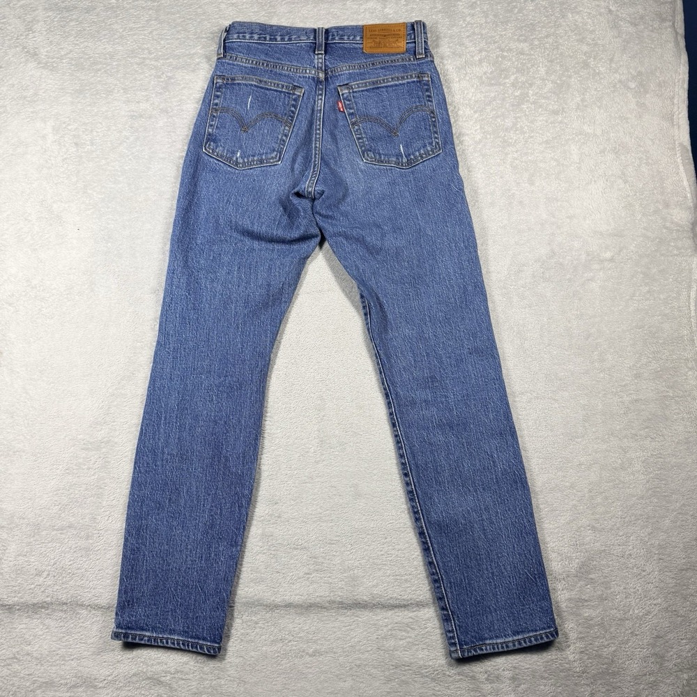 Levi's Premium Wedgie Straight Size 24 Jeans Button Fly Medium Wash  Distressed - Picture 11 of 13